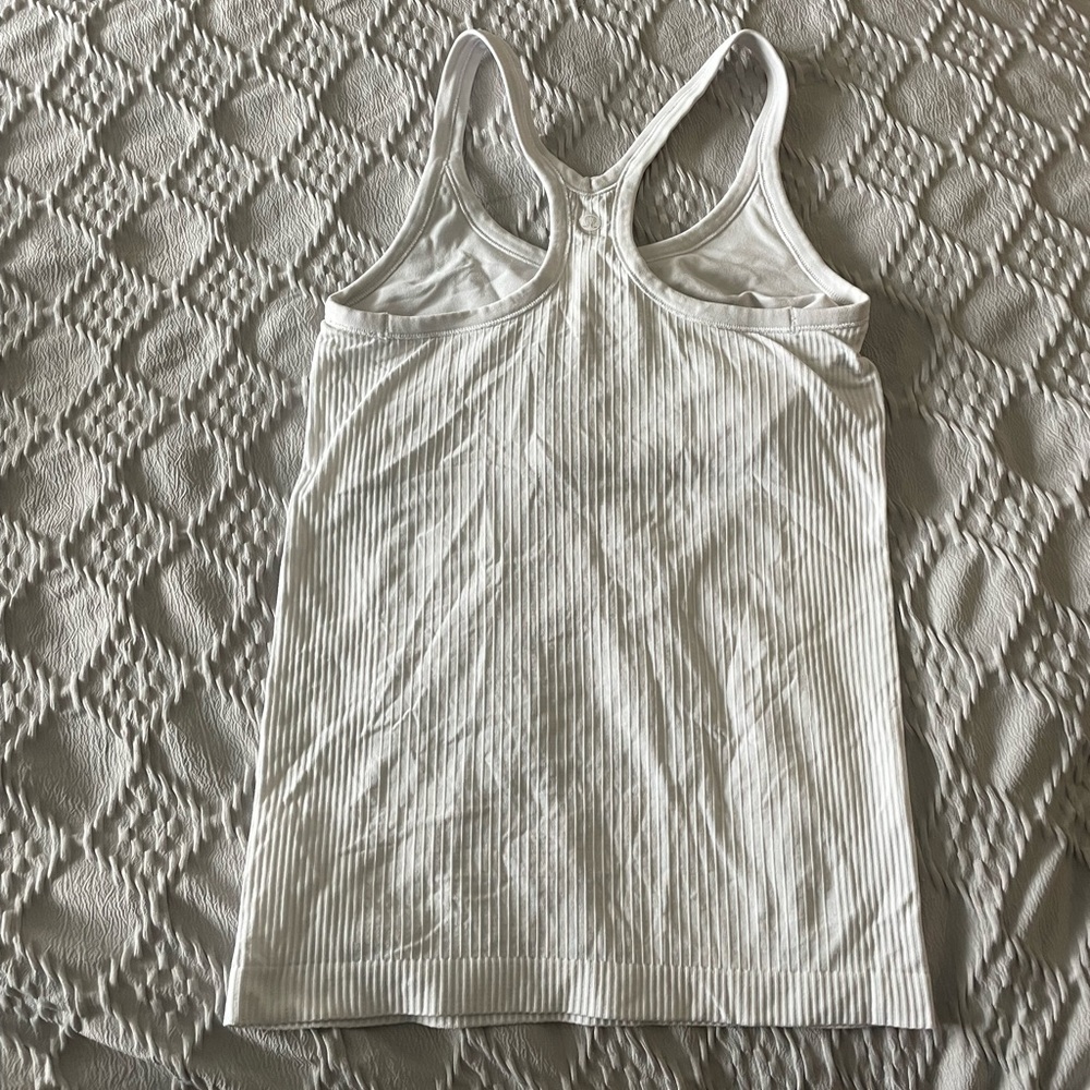 Lululemon white ribbed tank top with bra 4